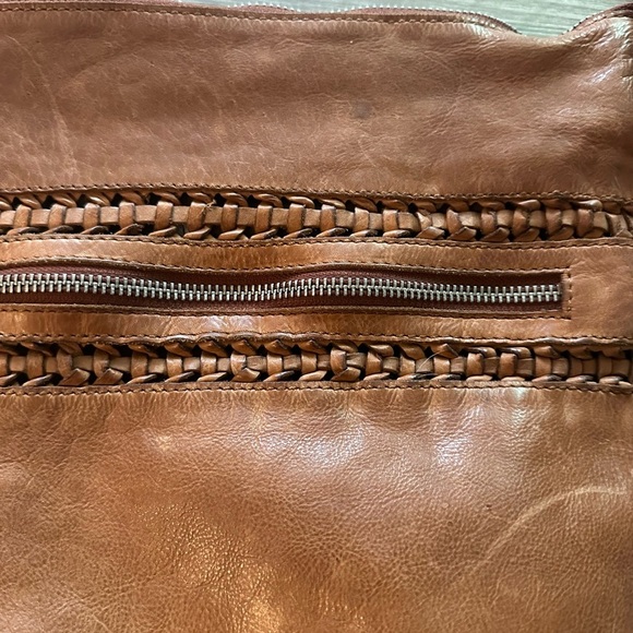 Vilenca Holland Leather Woven Shoulder Bag Adjustable Strap Tote - Picture 5 of 7